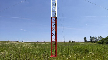 Фермная алюминиевая мачта 33 метра Призма-33 фото на сайте Радиомачты.рф